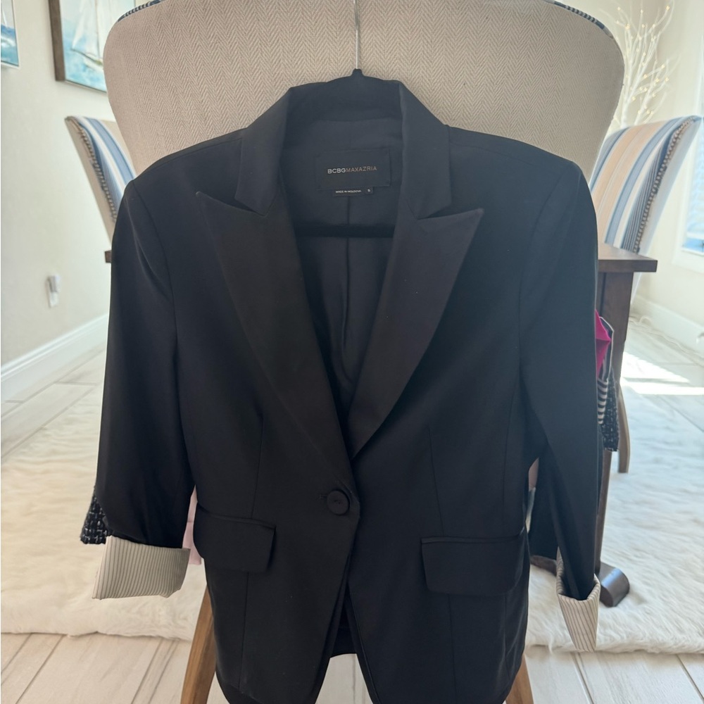 BCBGMaxAzria Black Tailored Blazer Jacket